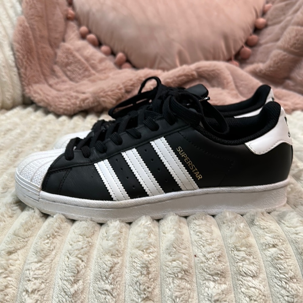 Adidas Superstar